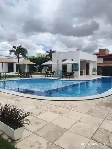 Condomínio canto dos pássaros - Casa e em condomínio/ com piscina / condomínio canto dos p