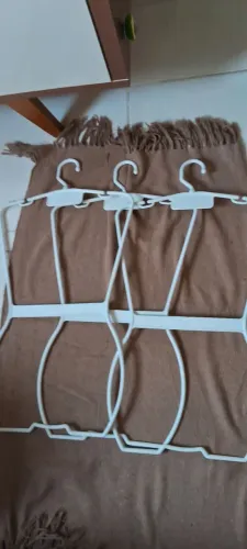 Cabides silhueta 