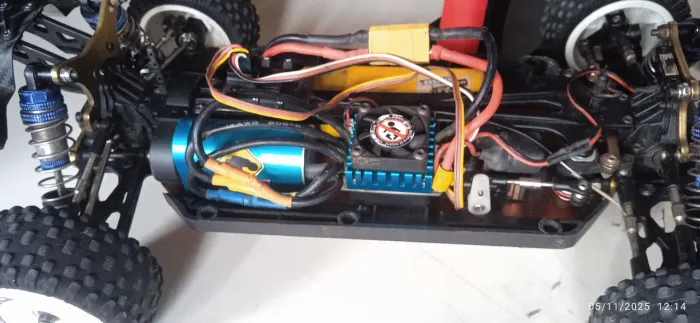 Wltoys carro de controle remoto 