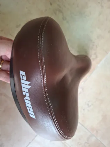 Banco para bicicleta ELLEVEN - usado