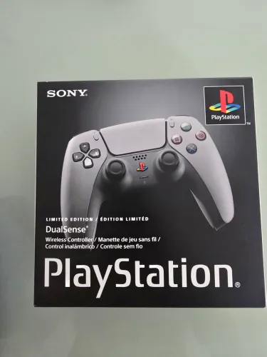 Controle PS5 edição limitada 30 anos