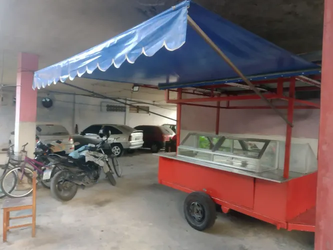 Barraca de lanche com reboque