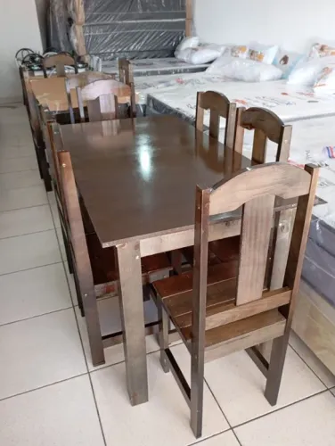 Mesa de madeira 6 cadeiras nova com tampo de MDF 