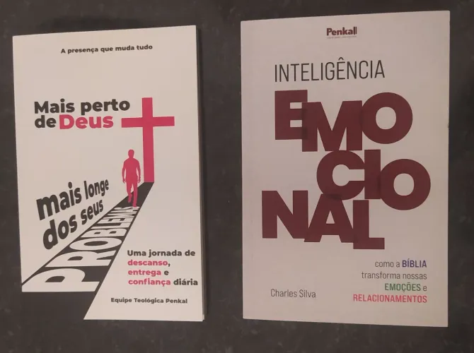  Inteligência Emocional + Mais Perto de DEUS Mais longe dos seus Problemas * SÃO 2 LIVROS*