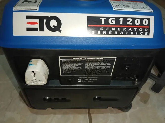 Gerador à gasolina 2 tempos