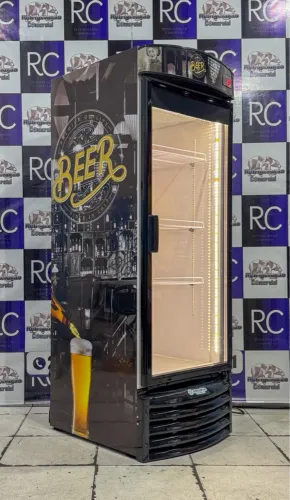 Cervejeira expositora Metalfrio