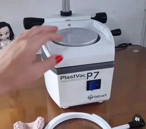 PlastVac P7 - Termoformadora a Vácuo Bio-Art