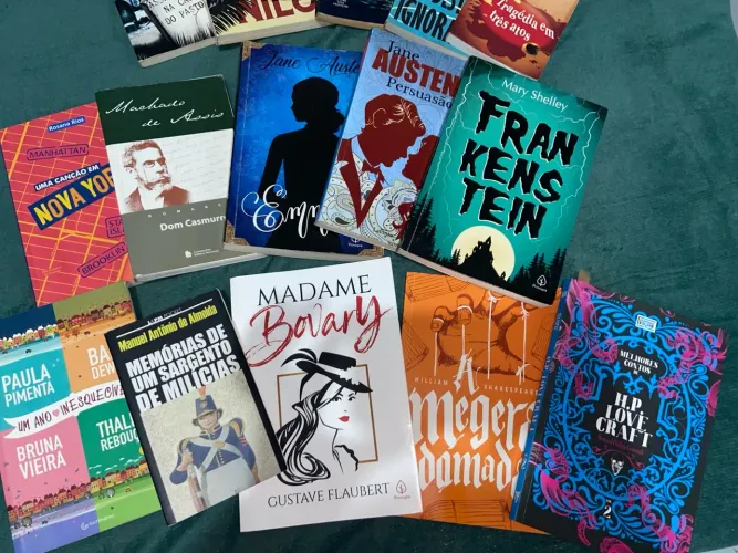 Livros Leve 4 e pague 3