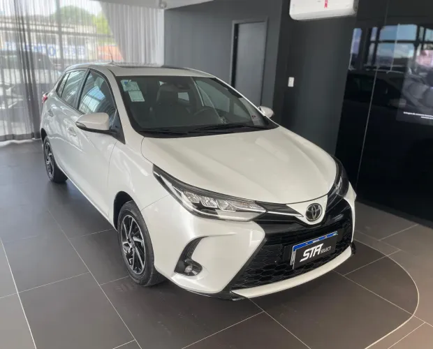 Toyota Yaris XLS 2025 - Design, tecnologia e conforto em cada detalhe!