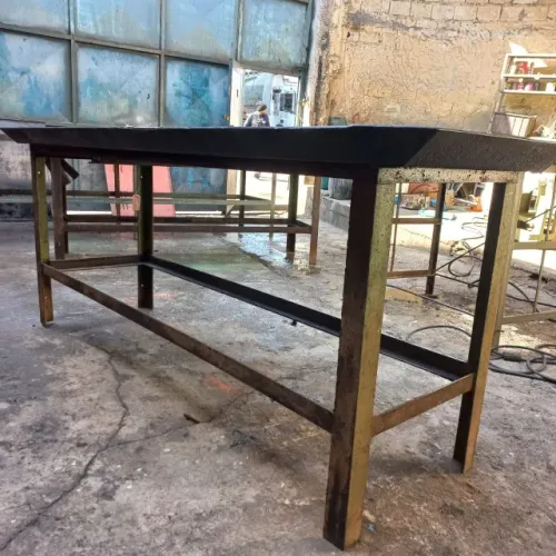 Mesa ou bancada De Chapa 1/4 - 2130 X 810 X 930 Mm / -- 01029 Nc 