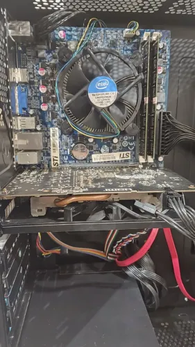 PC Gamer i7-2600 / 16GB RAM / R7 360 2GB - Excelente