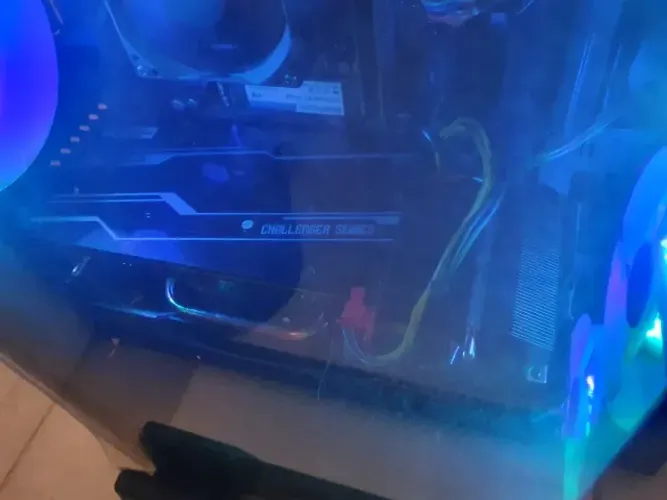 Placa de Vídeo RX 7600 COM GARANTIA DE 5 MESEs