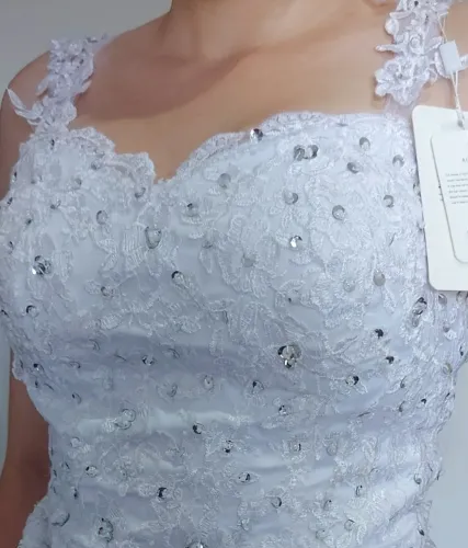 VESTIDO DE NOIVA NUNCA USADO 