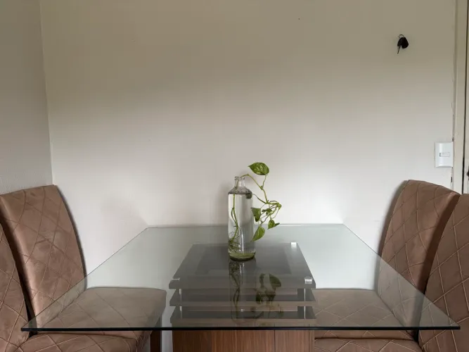 Mesa de vidro quadrada 1m x 1m