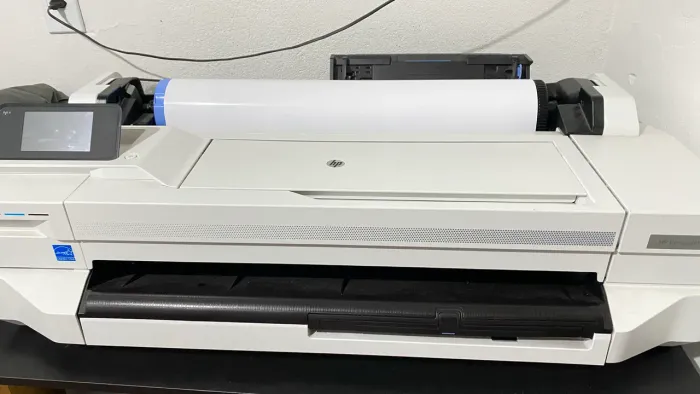 Plotter HP T130 (24 Pol) - Perfeita p/ Engenharia e Gráfica + Wi-Fi