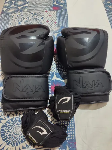 LUVA MUAY THAI DA NAJA