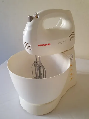 Batedeira elétrica 127v