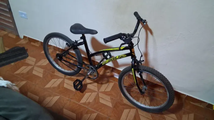 Bike aro 20, tudo ok e com uma cambada de peça nova para conforto e durabilidade ?