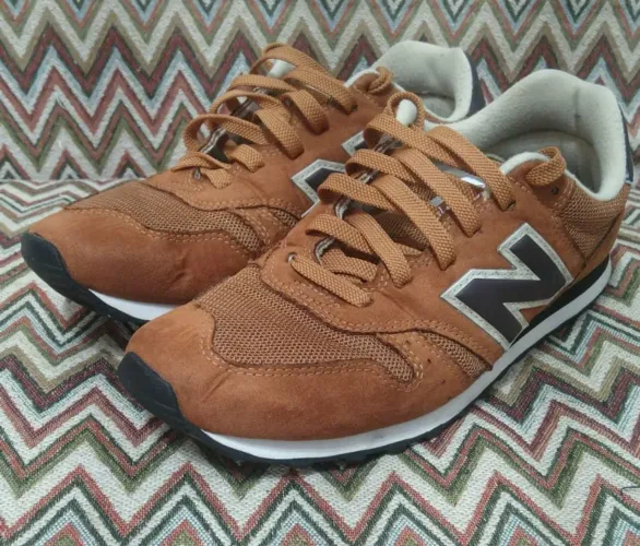 Tênis New Balance 373