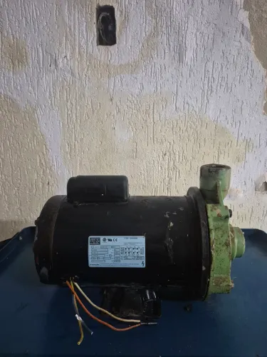 Motobomba Centrífuga Schneider BC-92S 1C 1CV Monofásica Bivolt (Motor WEG)