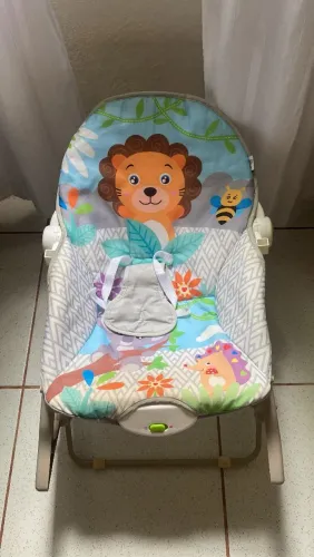 Venda de cadeira de bebê 