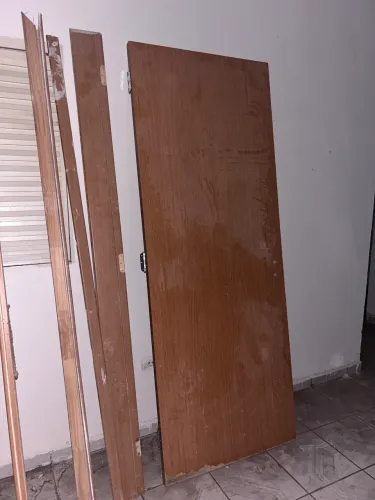 Vendo porta com portal 