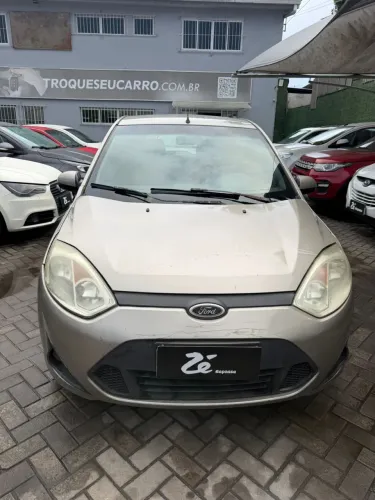 Ford Fiesta SE 1.6 8V Flex 5P 2014
