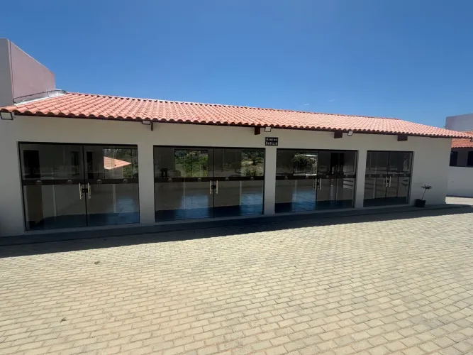 Salão de festas em Ipioca. Capacidade 200 pessoas.