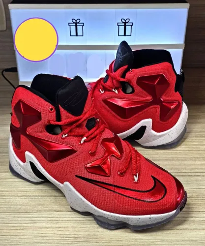 Nike LeBron James 13 "tamanho 41"