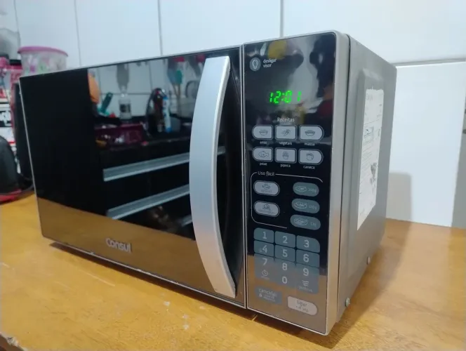 Microondas Philco 20L, entrega grátis