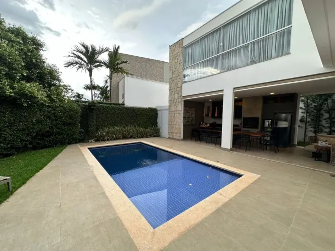 Casa à venda no Condomínio Gávea Hil II em Uberlândia/MG