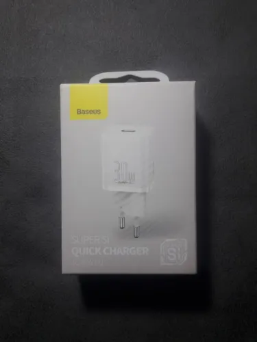 [LACRADO] Carregador de Celular Baseus Super SI 30W com 1 porta USB-C - Branco