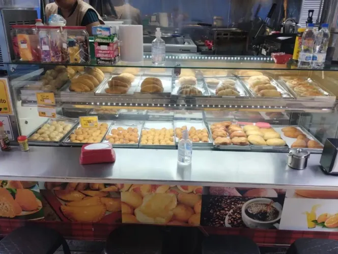 Trailer/food truck completo e documentado