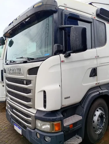 SCANIA R440 EURO 5 OPTICRUISE 6X4 TRAÇADO 2013 BRANCO