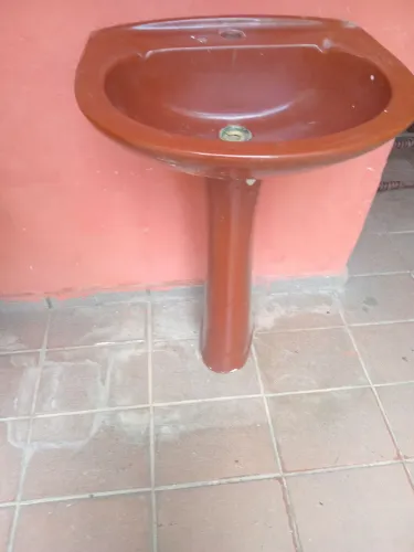 Pia de banheiro grande 