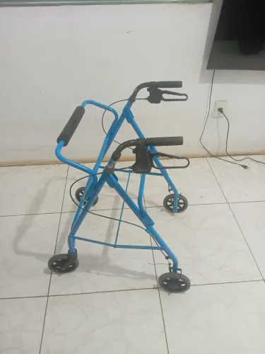 Andador usado