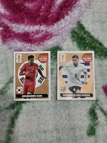 2 FIGURINHAS LEGENDS 2026