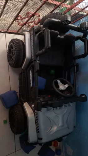 Carrinho elétrico 