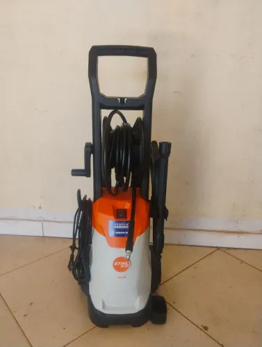 Lavadora de Alta Pressão Stihl RE 90 - 220V (Excelente Estado)