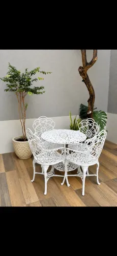 Mesa de jardim 