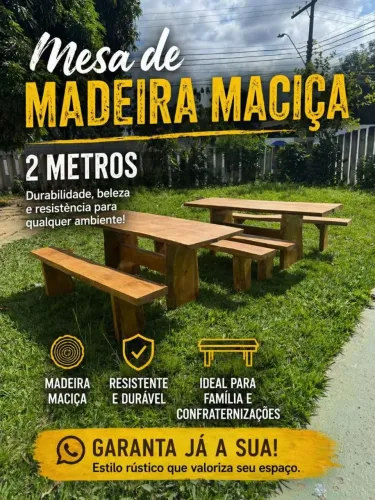 Mesa com bancos de madeira