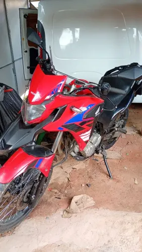 Vendo XRE 300 2021