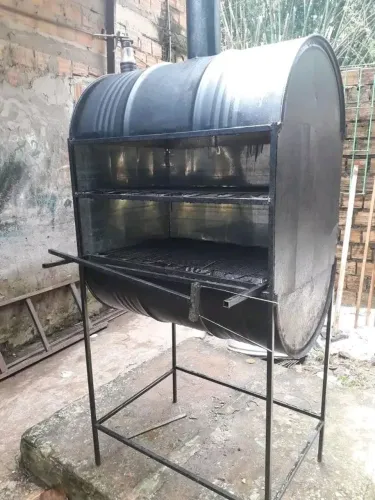 Churrasqueira grande a pronta entrega 550