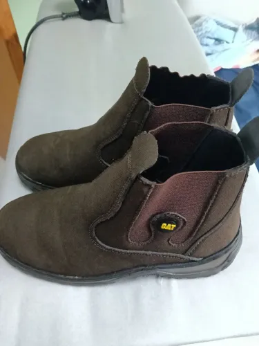 Bota marrom unissex Tam 36