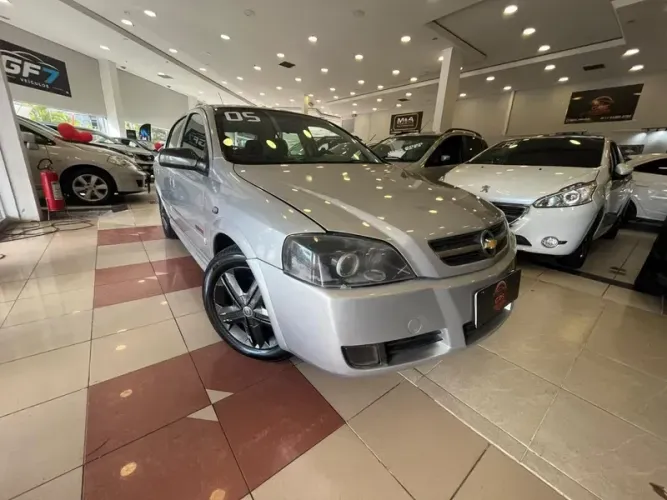 Chevrolet Astra GSI 2.0 16V 136cv Hatchback 5P 2005