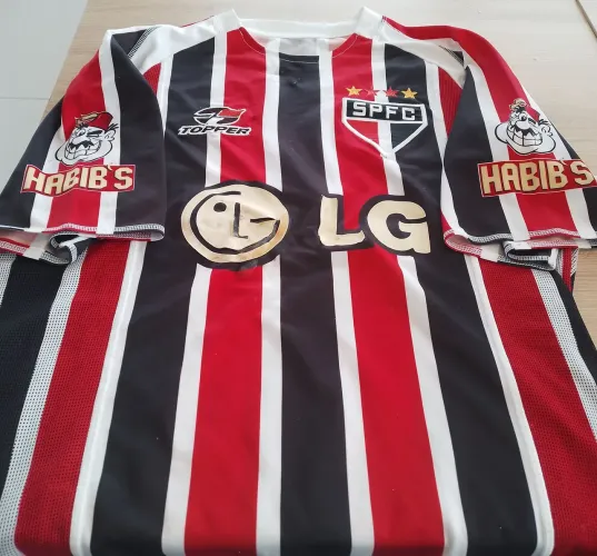 Camisa oficial São Paulo 2004.