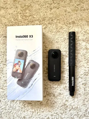 Câmera Insta360 X3