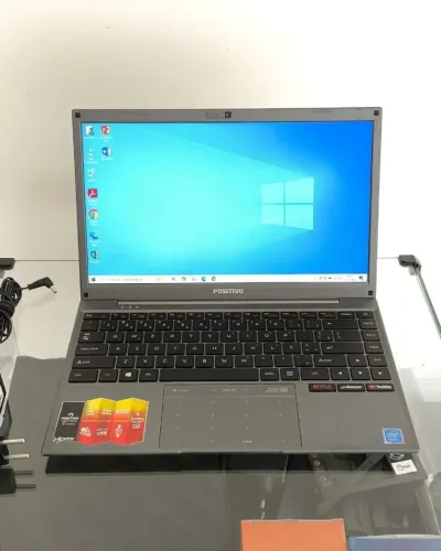 Positivo Motion C4500D Notebook Celeron N3350 4GB RAM SSD 128GB Tela 14" HD