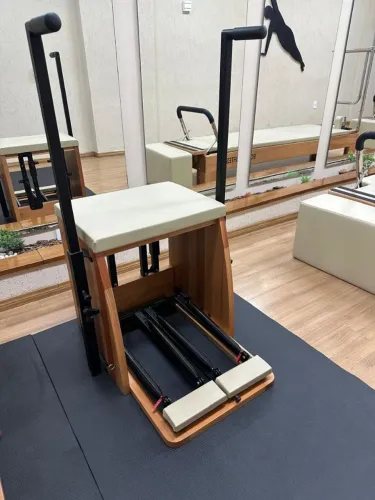 Step chair aparelho de Pilates