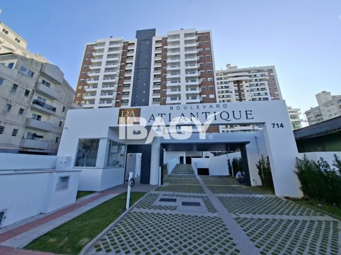 Excelente Apartamento 2 dormitório(s) em Barreiros - São José